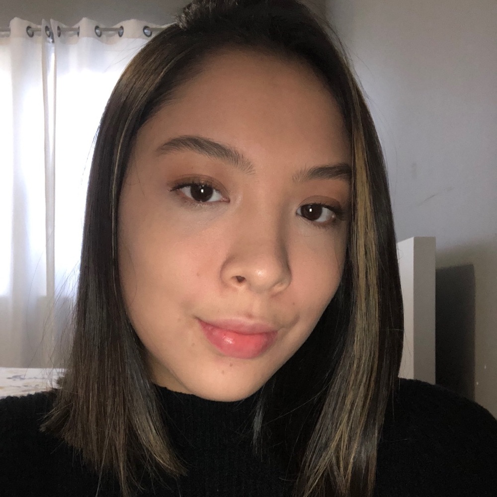 Meet your Posher, Camila